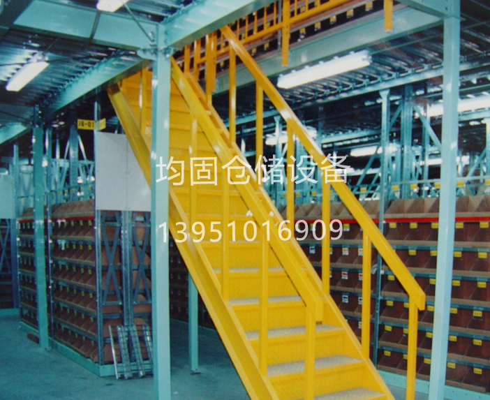 ��¥����